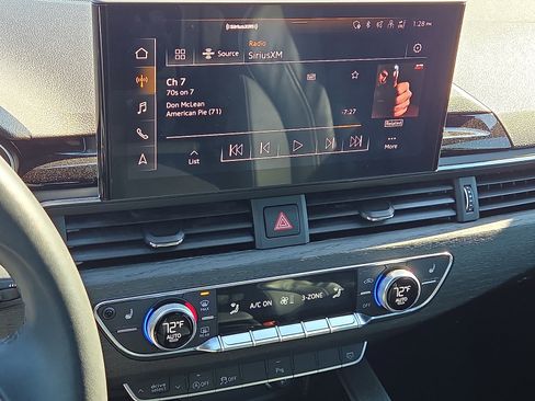 Used 2023 Audi A4 2.0T Premium Plus image 17