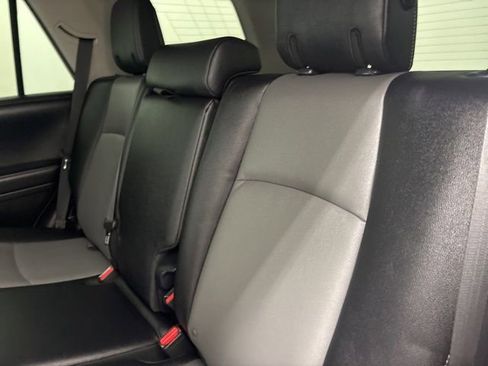 Used 2019 Toyota 4Runner SR5 Premium image 19