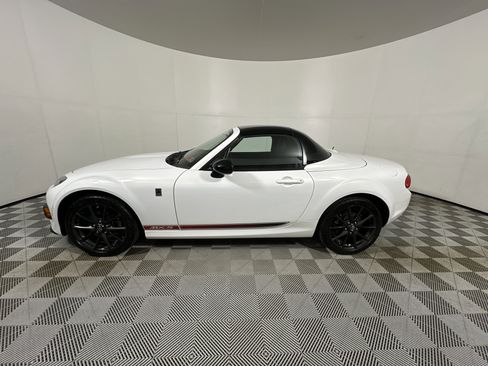 Used 2013 MAZDA MX-5 Miata Club image 4