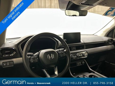 Used 2025 Honda Pilot EX-L image 17