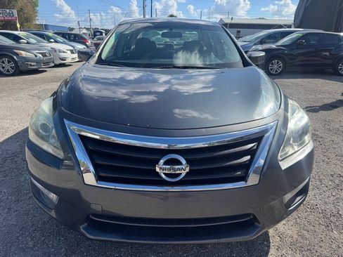 Used 2013 Nissan Altima 2.5 S image 2