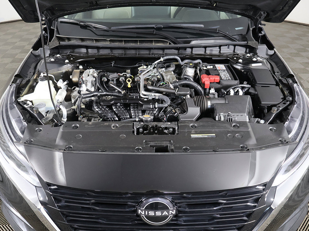 Used 2025 Nissan Altima 2.5 SL FWD image 22