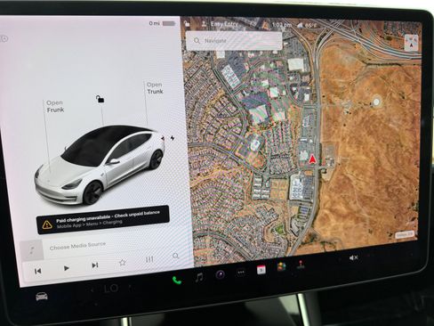 Used 2019 Tesla Model 3 RWD image 12