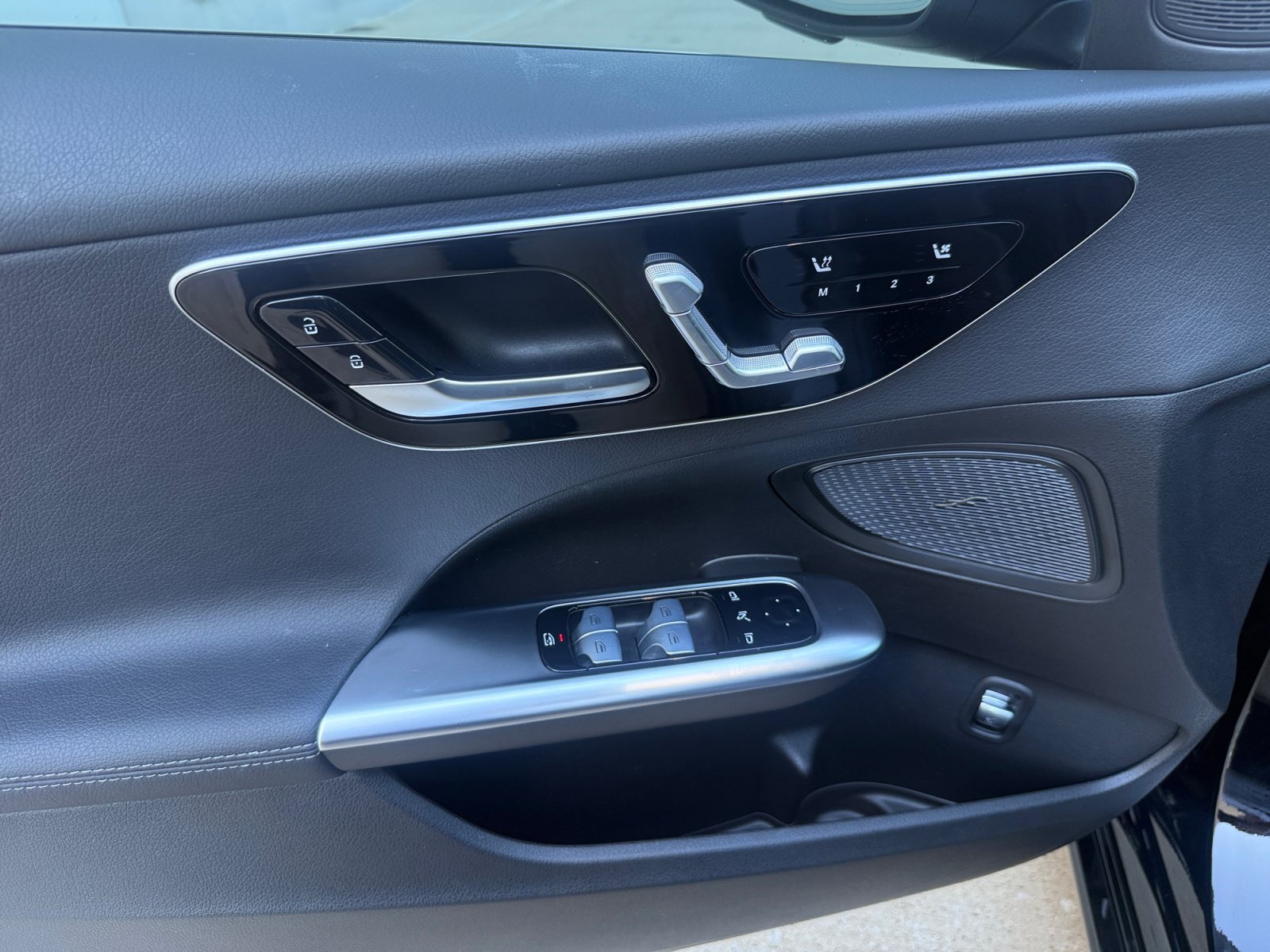 Used 2026 Mercedes-Benz C 300 Sedan image 12