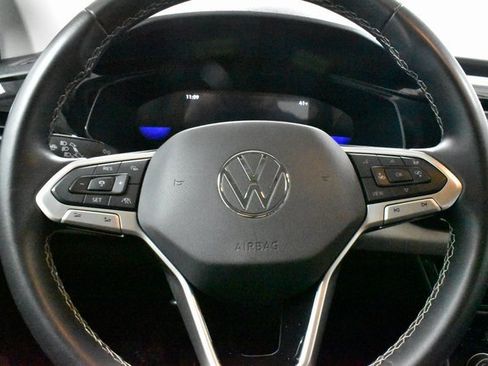 Used 2024 Volkswagen Taos S image 20