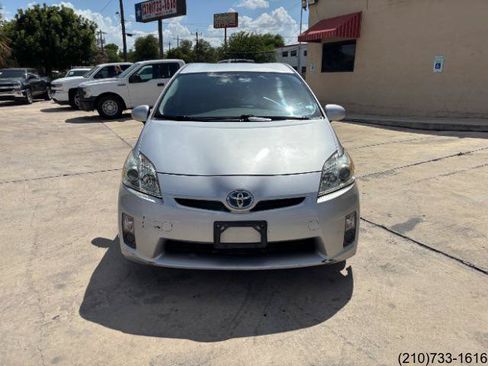 Used 2011 Toyota Prius Four w/ Navigation Pkg FWD image 2