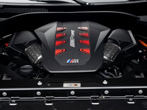 Used 2023 BMW XM image 79