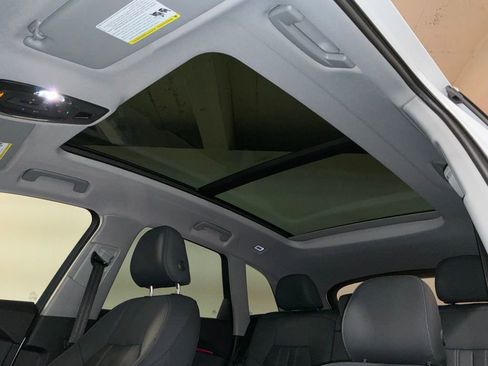 Certified 2025 Audi Q5 Premium w/ Convenience Package image 6