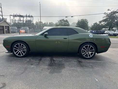 Used 2023 Dodge Challenger R/T w/ Cold Weather Group RWD image 4