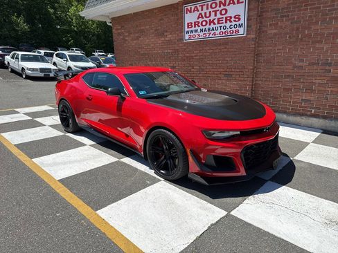 Used 2021 Chevrolet Camaro ZL1 RWD image 1