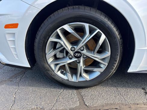 Certified 2023 Hyundai Sonata SEL w/ Convenience Package image 6