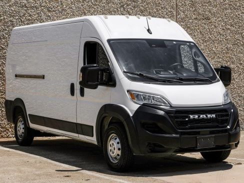 Used 2023 RAM ProMaster 2500 FWD image 6