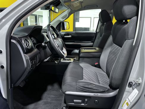 Used 2020 Toyota Tundra SR5 w/ SR5 Upgrade Package image 13