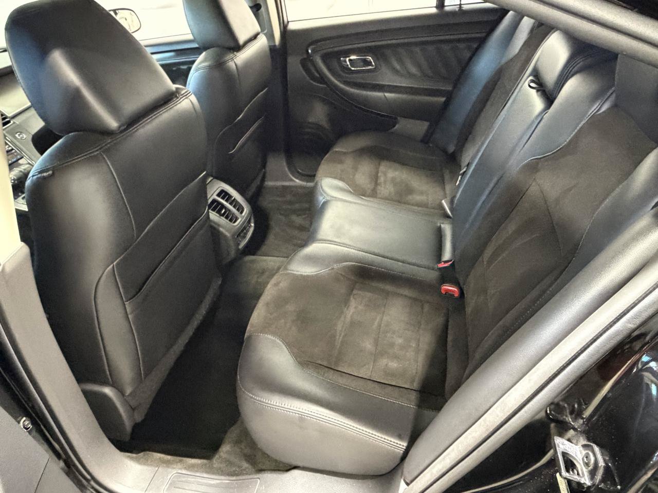 Used 2012 Ford Taurus SHO AWD/4WD image 18
