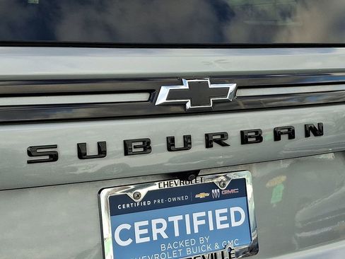 Certified 2024 Chevrolet Suburban RST w/ Luxury Package image 34