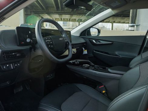 New 2025 Kia EV6 Light image 17