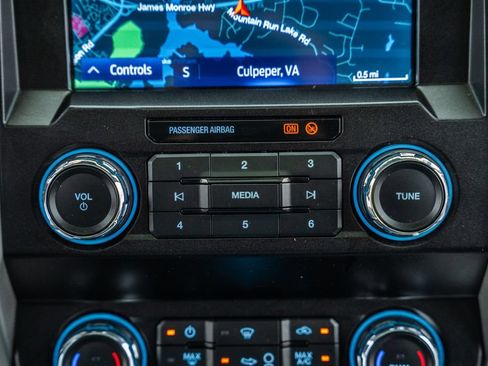 Used 2021 Ford F250 Lariat AWD/4WD image 30