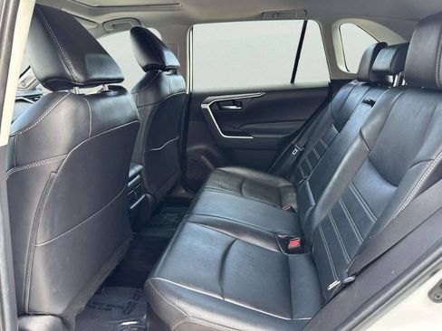 Used 2021 Toyota RAV4 XLE Premium AWD/4WD image 11