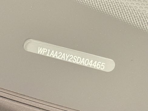 New 2025 Porsche Cayenne image 21