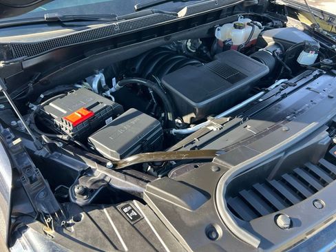 Used 2023 Chevrolet Suburban LS image 47