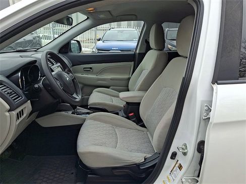 Used 2020 Mitsubishi Outlander Sport ES image 13