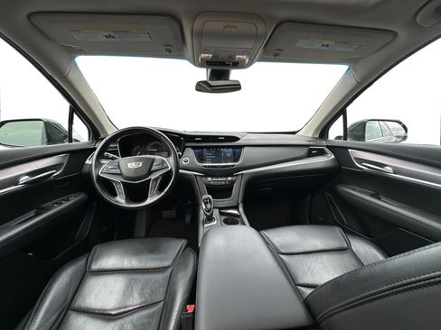 Used 2018 Cadillac XT5 Premium Luxury AWD/4WD image 12