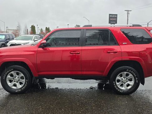 Used 2020 Toyota 4Runner SR5 image 6