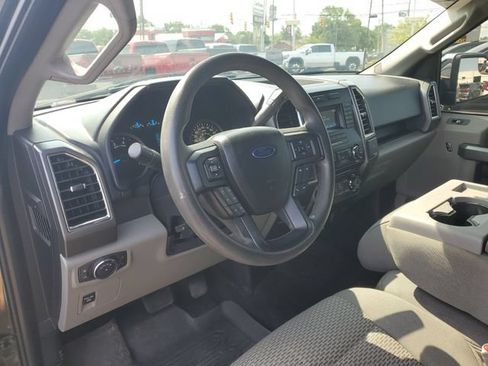 Used 2016 Ford F150 XLT AWD/4WD image 10