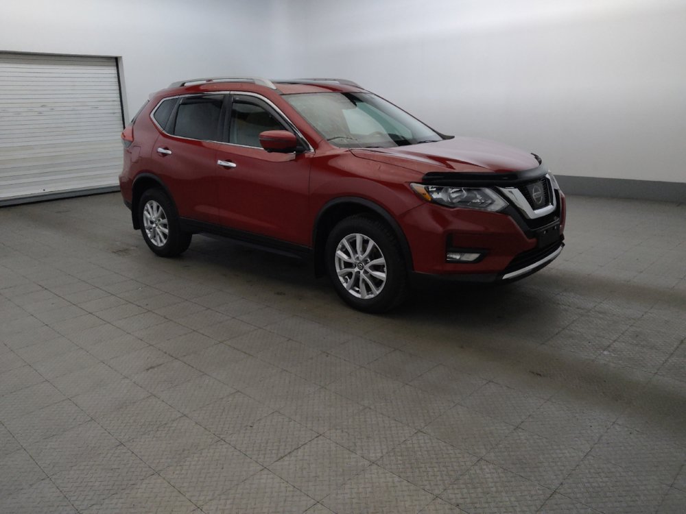Used 2017 Nissan Rogue SV w/ Sun & Sound Touring Package AWD/4WD image 11