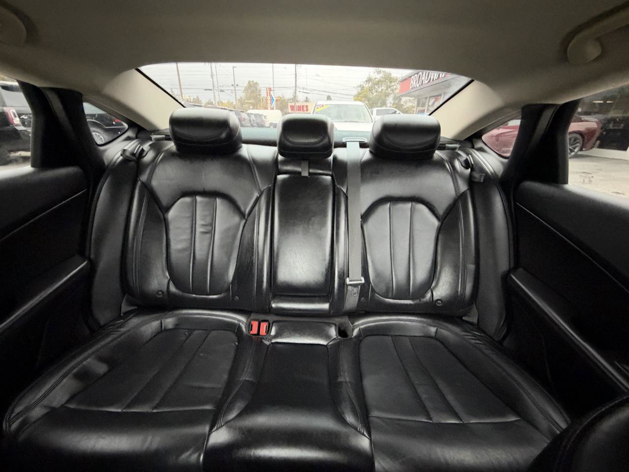 Used 2015 Chrysler 200 C FWD image 16