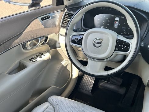 Used 2022 Volvo XC90 T6 Inscription w/ Advanced Package AWD/4WD image 18