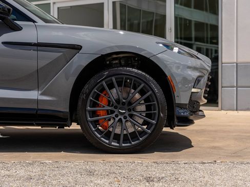 Used 2023 Aston Martin DBX 707 AWD/4WD image 6