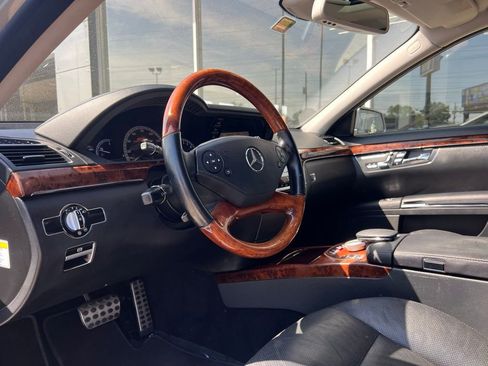 Used 2010 Mercedes-Benz S 550 image 36