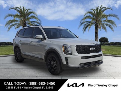 Certified 2022 Kia Telluride SX w/ Nightfall Edition Package AWD/4WD image 1