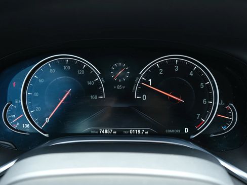 Used 2016 BMW 740i RWD image 19