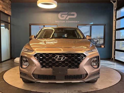 Used 2019 Hyundai Santa Fe SE AWD/4WD image 8
