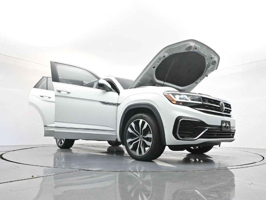 Used 2022 Volkswagen Atlas Cross Sport SEL Premium R-Line AWD/4WD image 36
