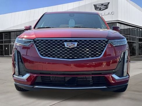Certified 2024 Cadillac XT6 Premium Luxury w/ Platinum Package image 4
