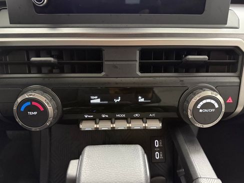 Used 2025 Toyota 4Runner SR5 w/ Carpet Mat Package (GST) image 19