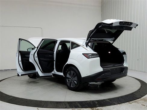 New 2025 Nissan Murano SL image 13