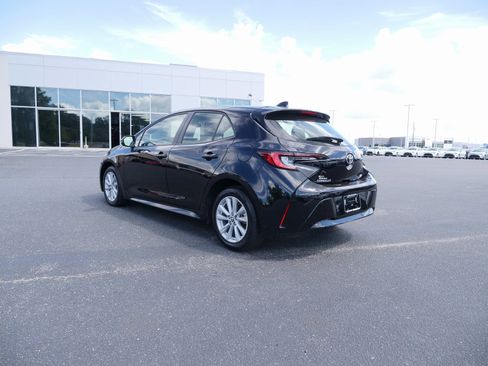 Used 2025 Toyota Corolla SE image 6