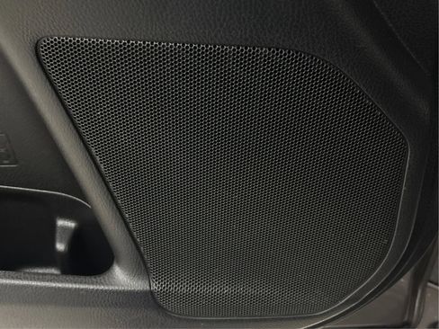 Used 2018 Toyota Highlander XLE image 41