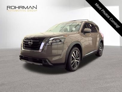 Used 2025 Nissan Pathfinder Platinum w/ Cargo Package