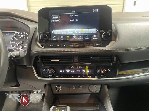 Used 2023 Nissan Rogue SL w/ SL Premium Package AWD/4WD image 17