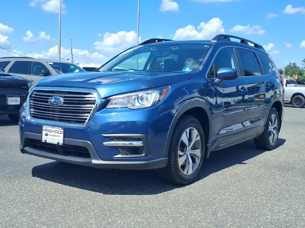 Used 2021 Subaru Ascent Premium w/ Convenience Package AWD/4WD image 3