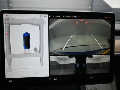 Used 2023 Tesla Model 3 Standard Range RWD image 7