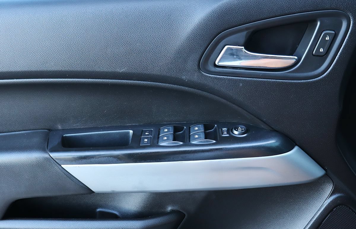 Used 2018 Chevrolet Colorado LT RWD image 40