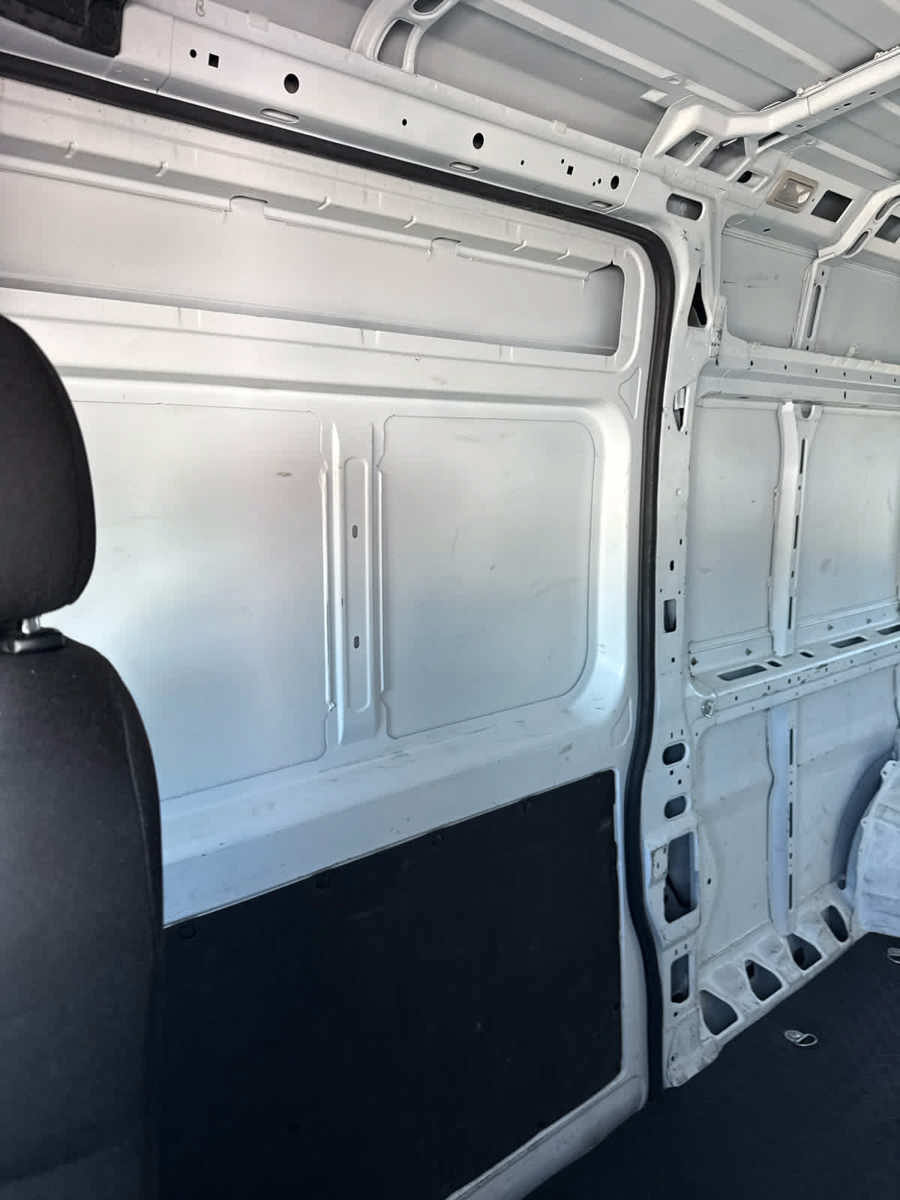 Used 2023 RAM ProMaster 2500 FWD image 12