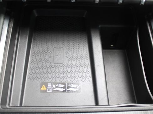 Used 2024 GMC Acadia AT4 w/ Super Cruise Package AWD/4WD image 44
