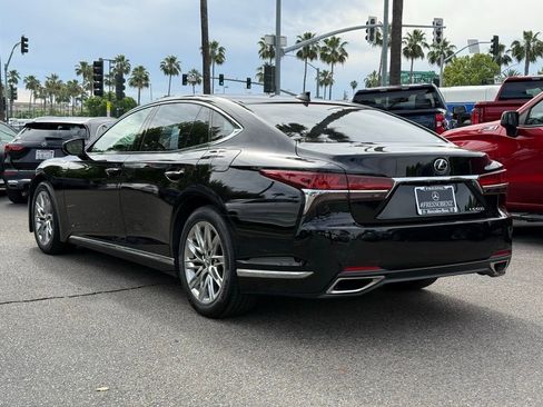 Used 2019 Lexus LS 500 w/ Accessory Package (Z2) RWD image 8